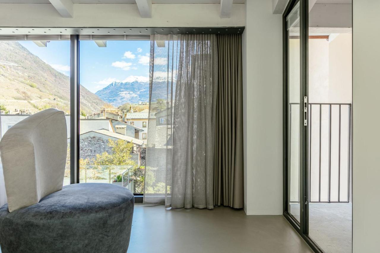 Domus Cavour Rooms&Suites تيرانو المظهر الخارجي الصورة
