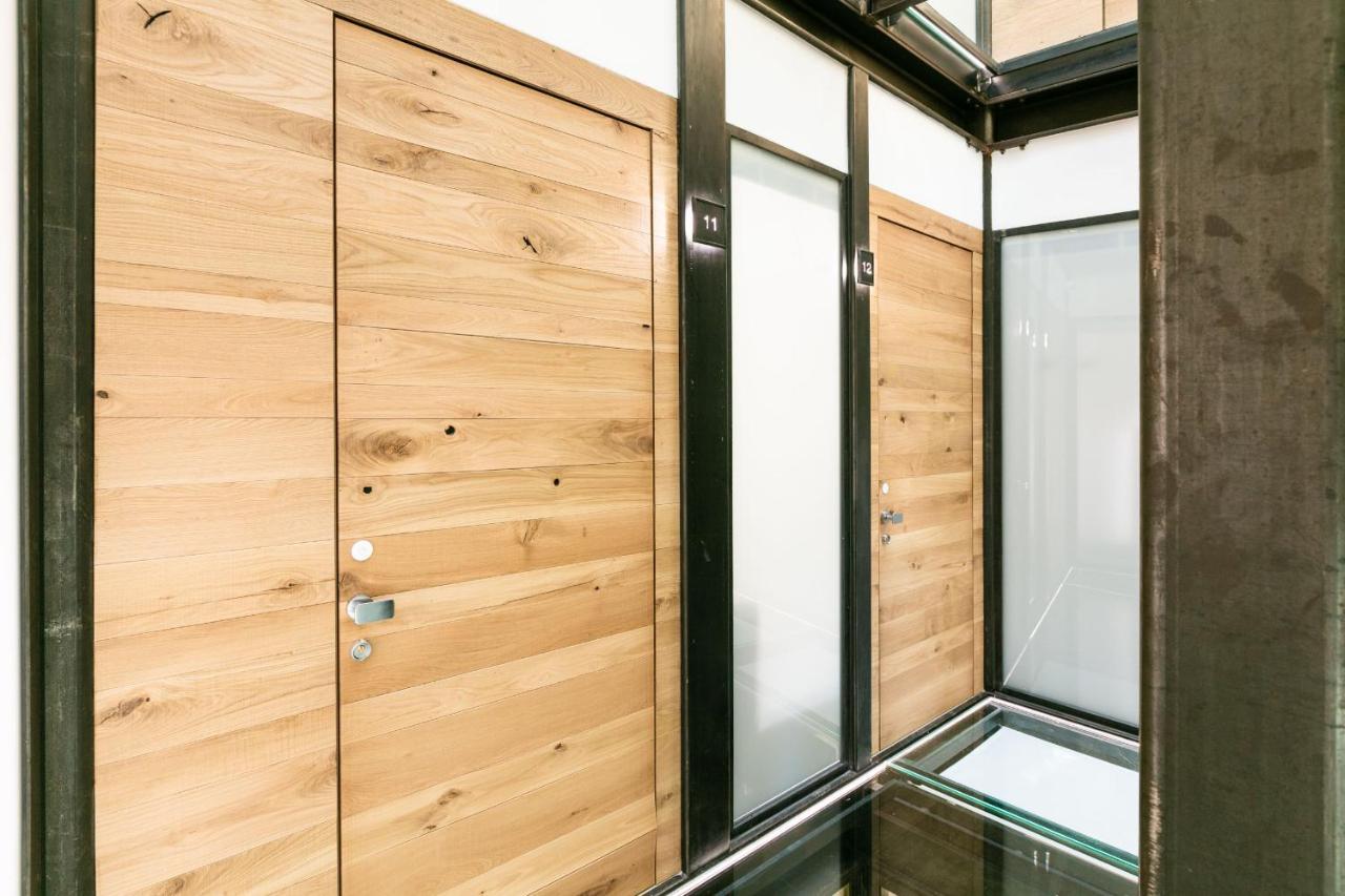 Domus Cavour Rooms&Suites تيرانو المظهر الخارجي الصورة