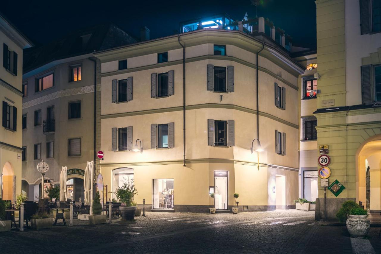 Domus Cavour Rooms&Suites تيرانو المظهر الخارجي الصورة